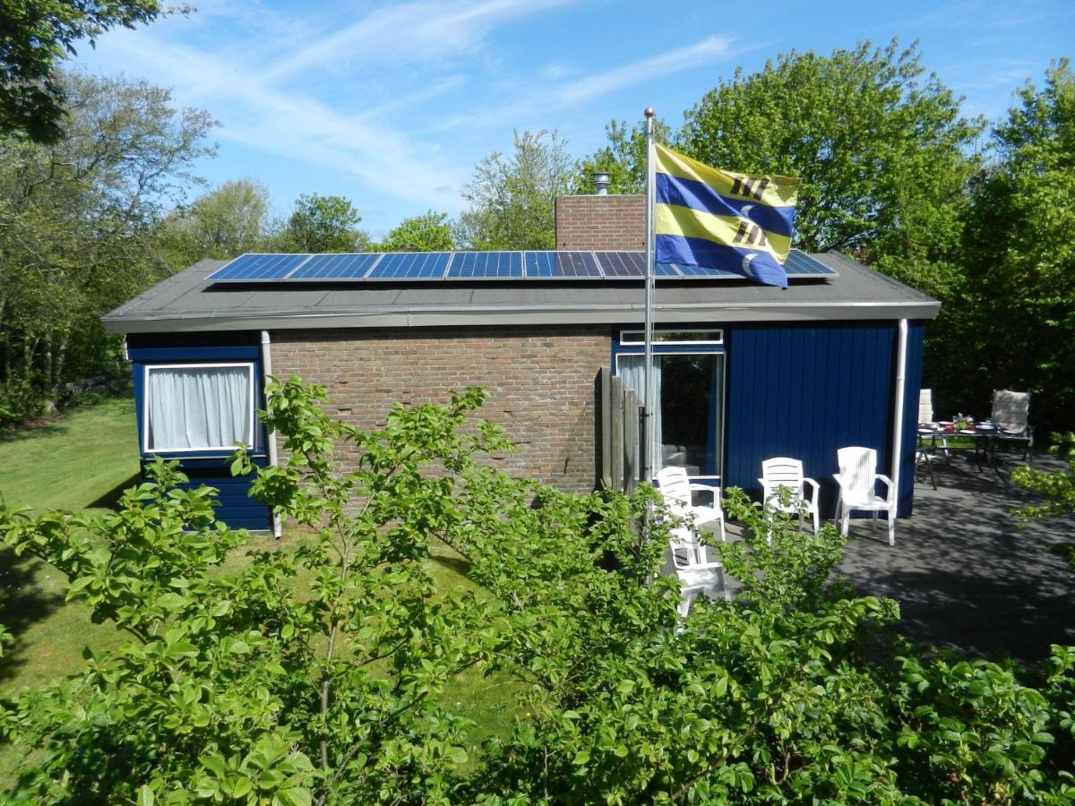 Bungalow In Nes On Ameland With Spacious Terrace Екстер'єр фото